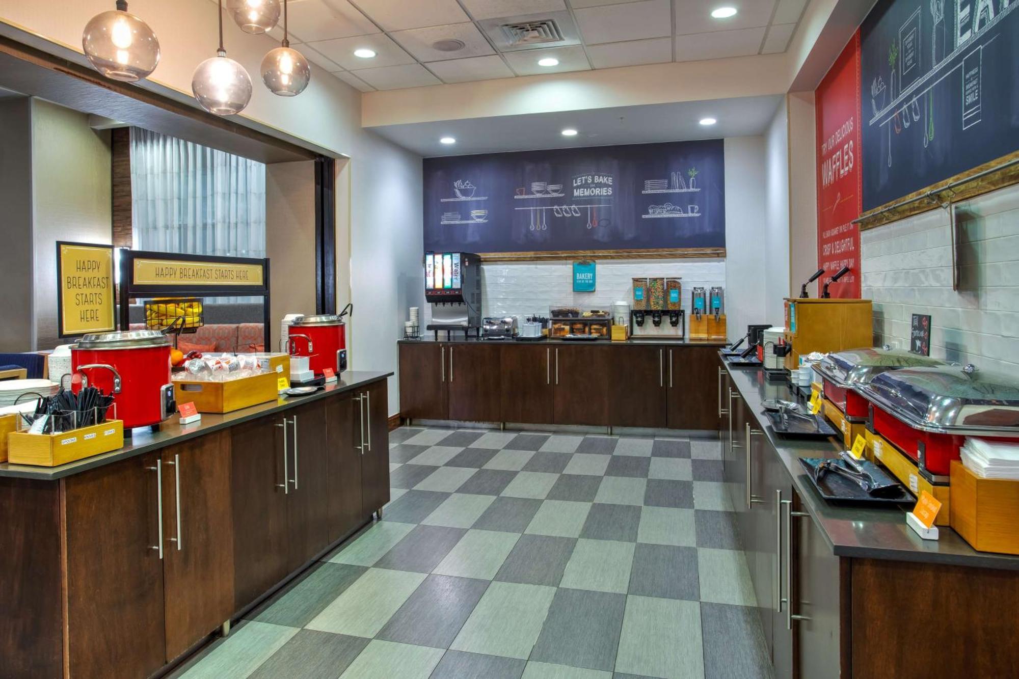 哥伦比亚/杰克逊堡东南部汉普顿酒店 外观 照片